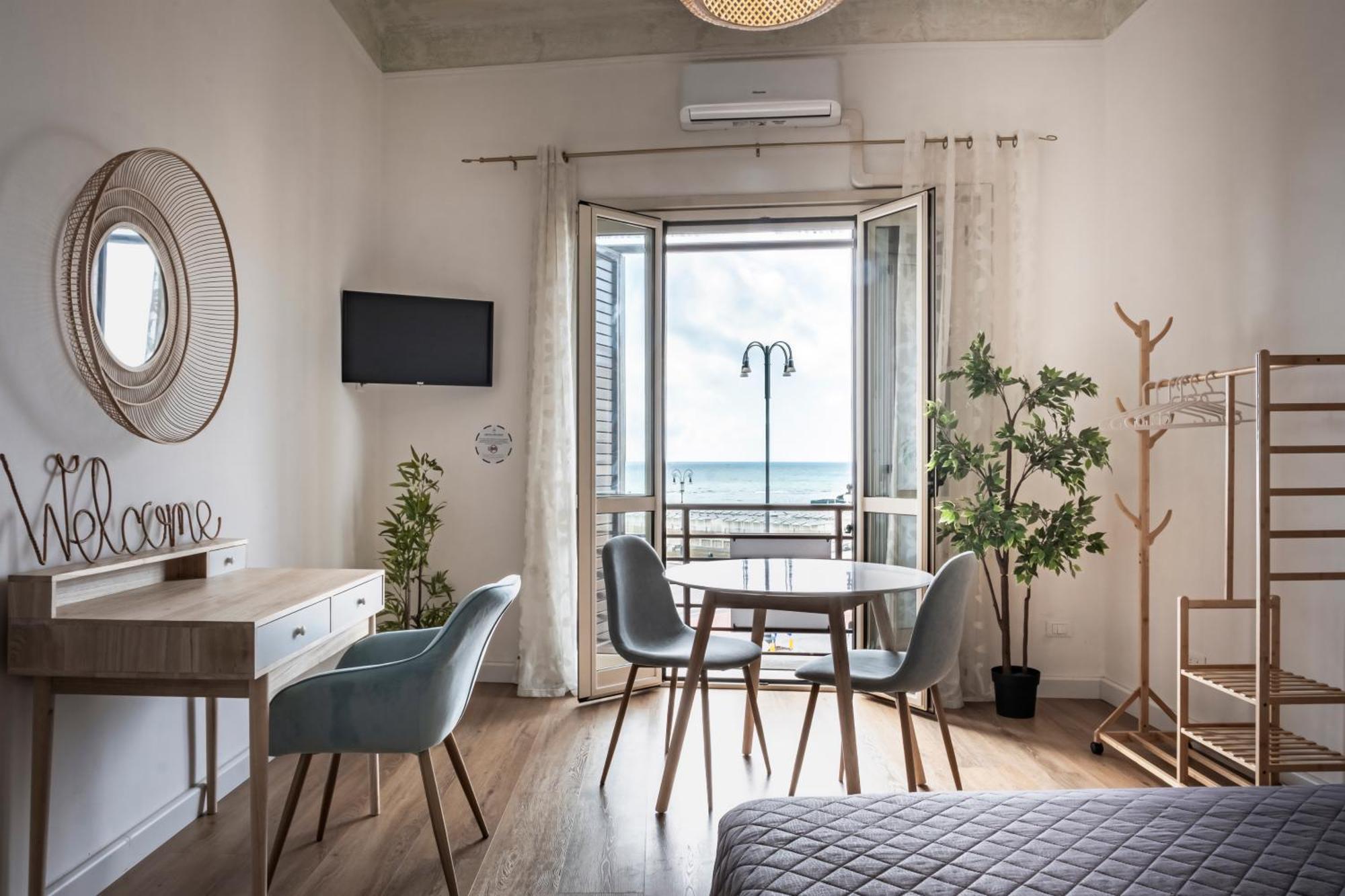 Ostia Holiday Al Pontile Ngoại thất bức ảnh